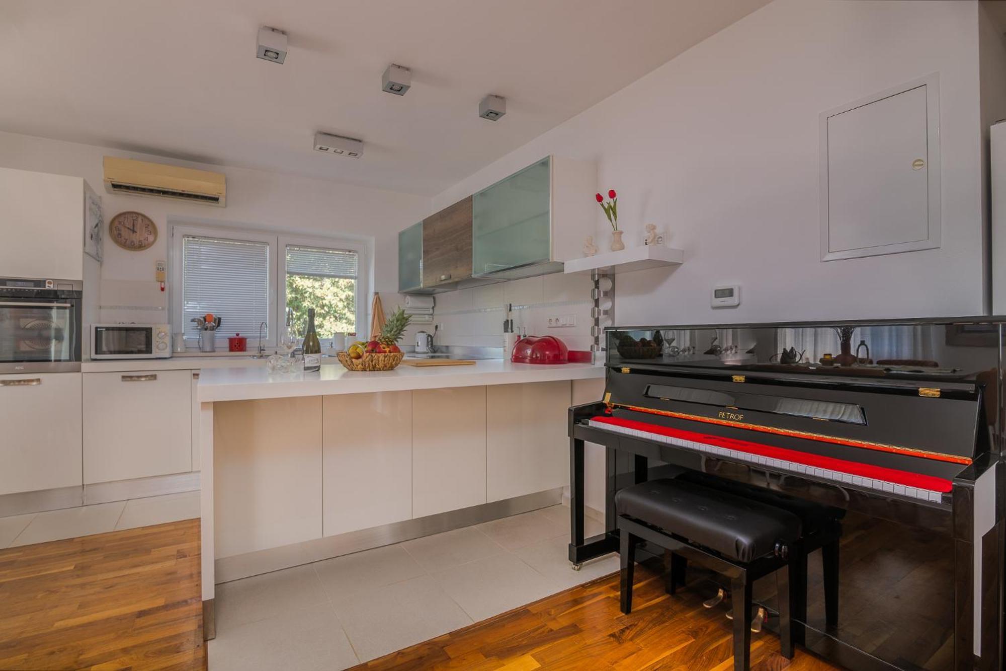 Apartments Stella & Luna 克尔克 外观 照片